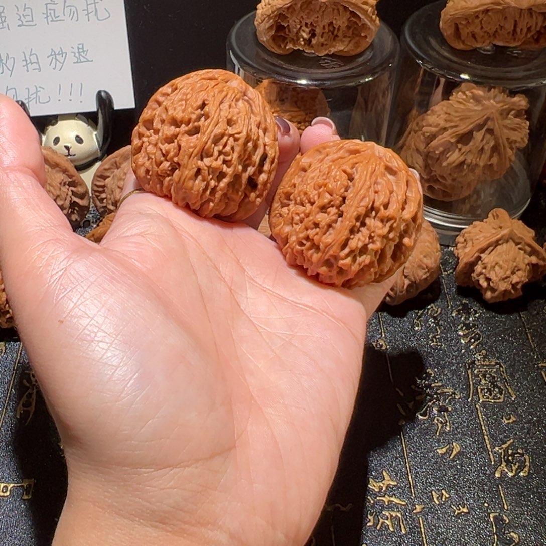 文玩核桃吊坠南疆42手把件168