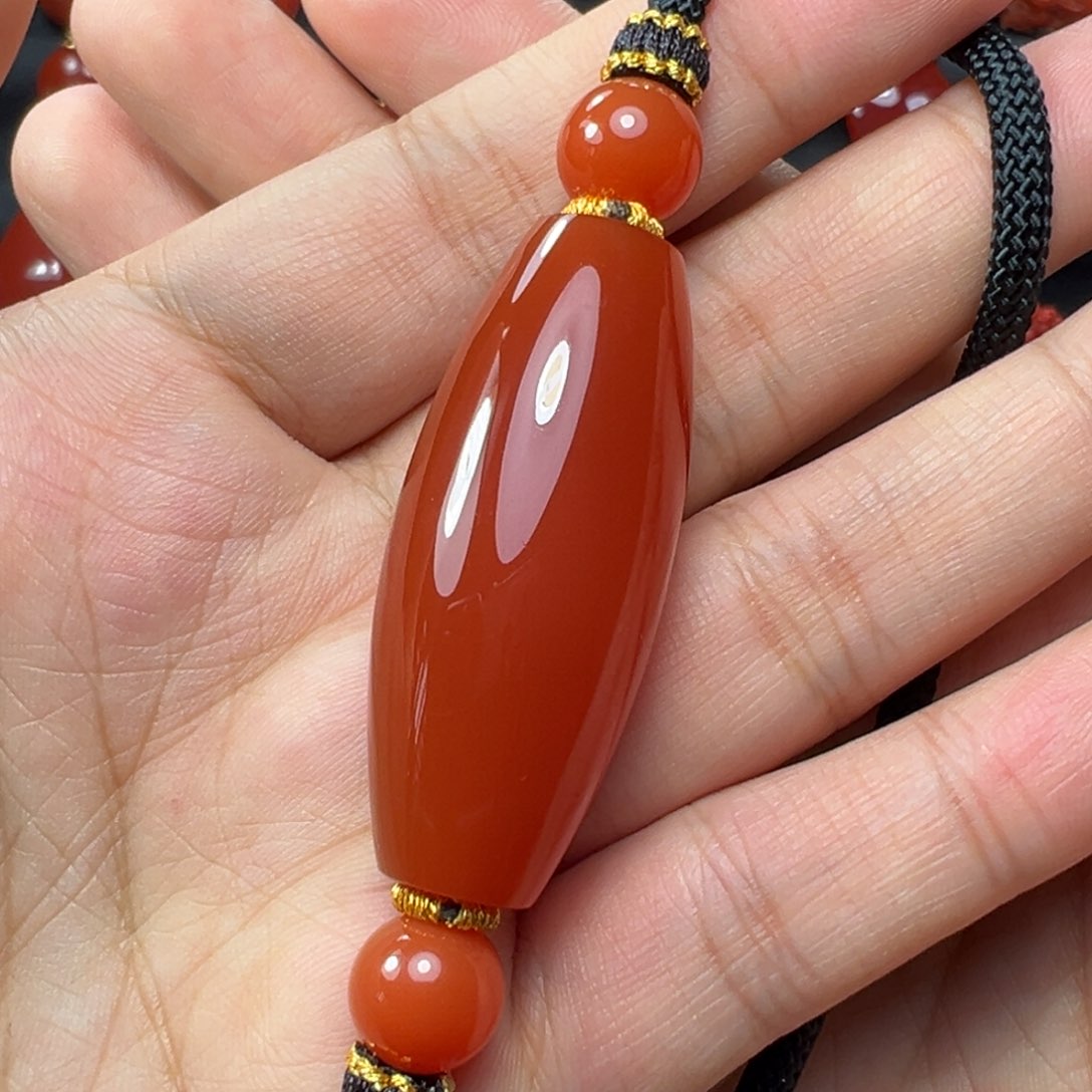 南红玛瑙珠子未镶嵌