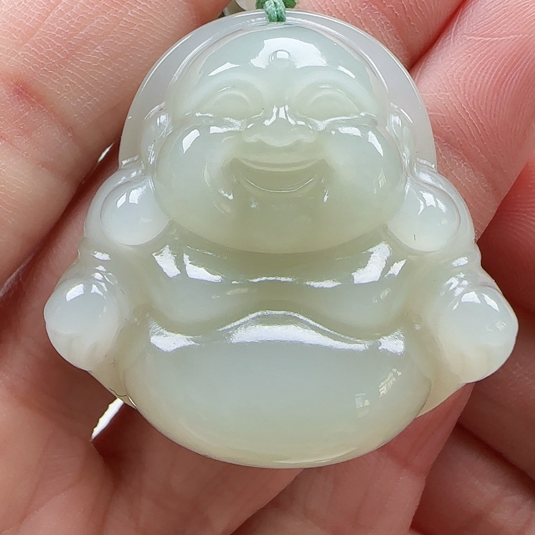 和田玉未镶嵌吊坠(赠链)