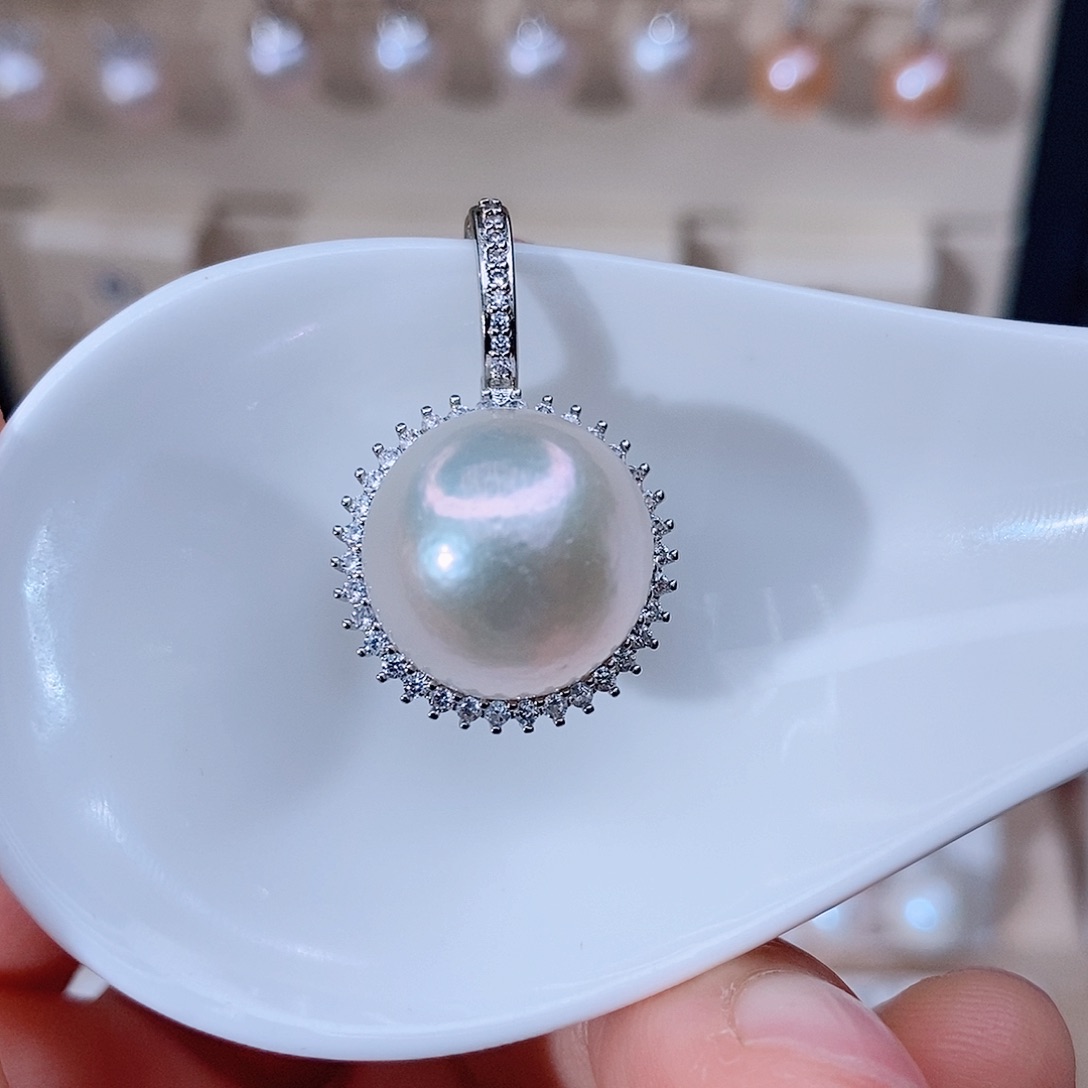 颈饰未镶嵌淡水珍珠