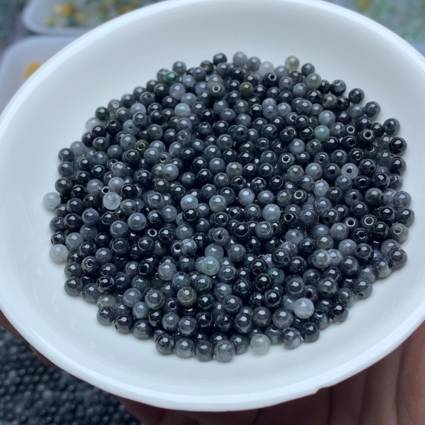 【闪购商品】翡翠手链未镶嵌卡3.8黑乌鸡100颗