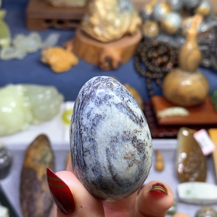 岫岩老玉（透闪石质玉）把件未镶嵌