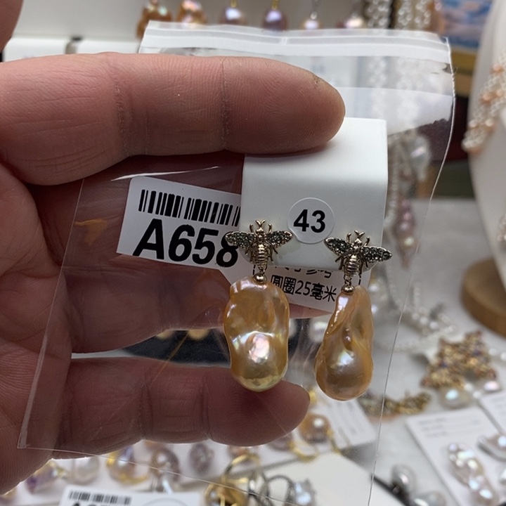 淡水珍珠合金颈饰658