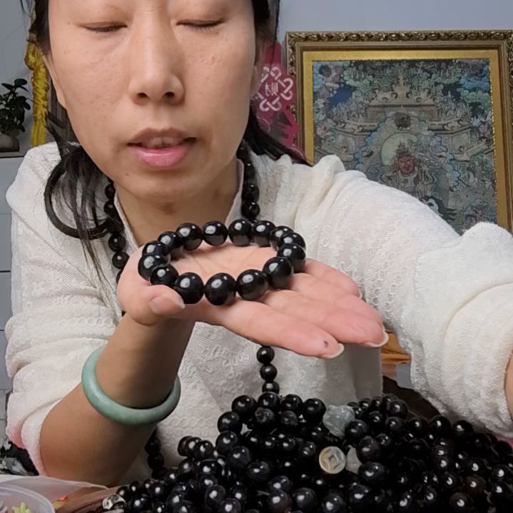 白玉菩提吊坠?****宝无患子