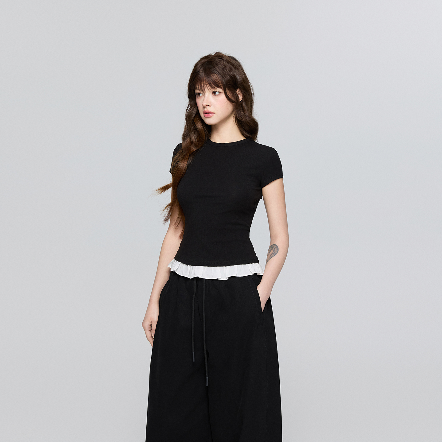 avenement/拼接花边短袖T恤芭蕾风修身圆领撞色设计感上衣女夏