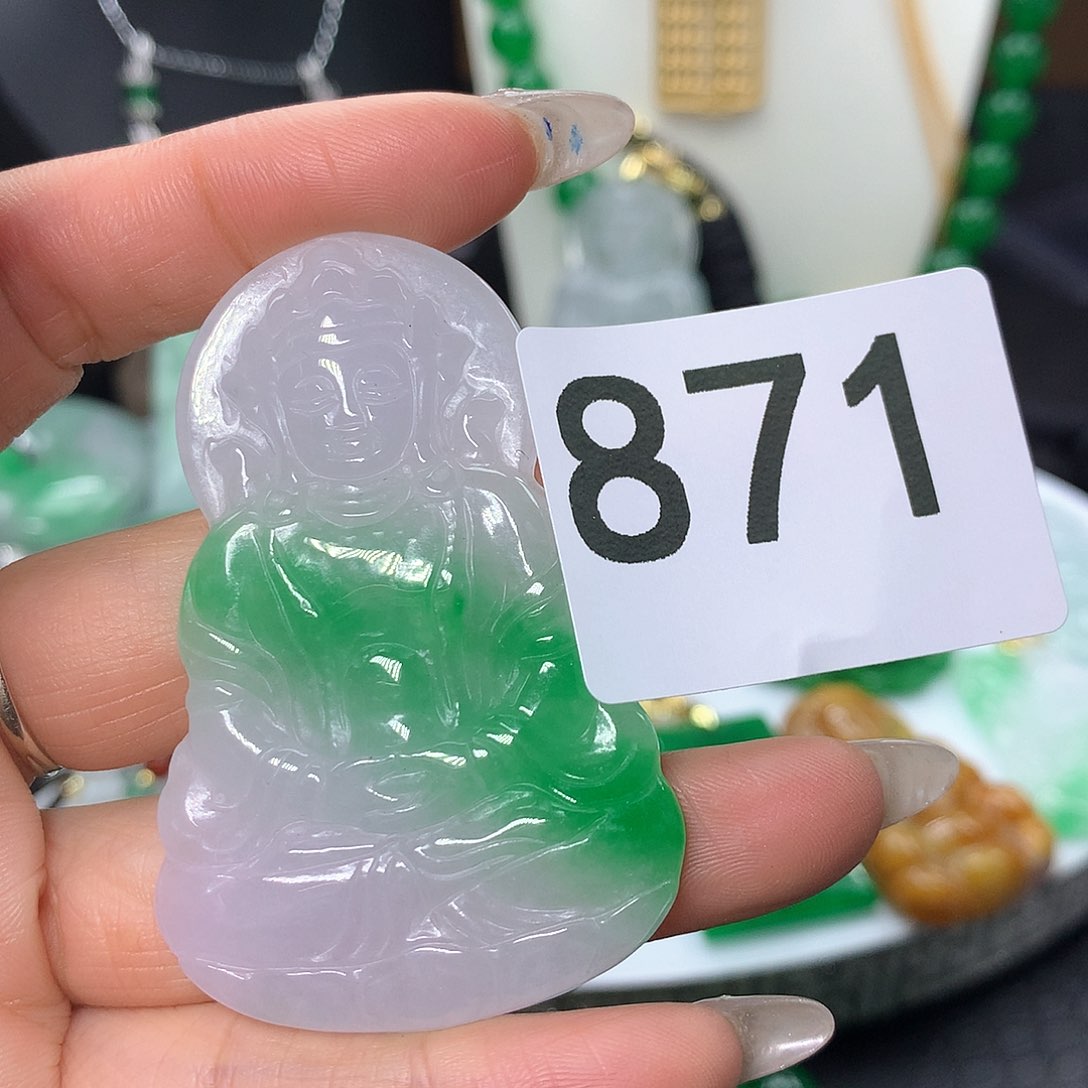 翡翠吊坠(赠链)未镶嵌