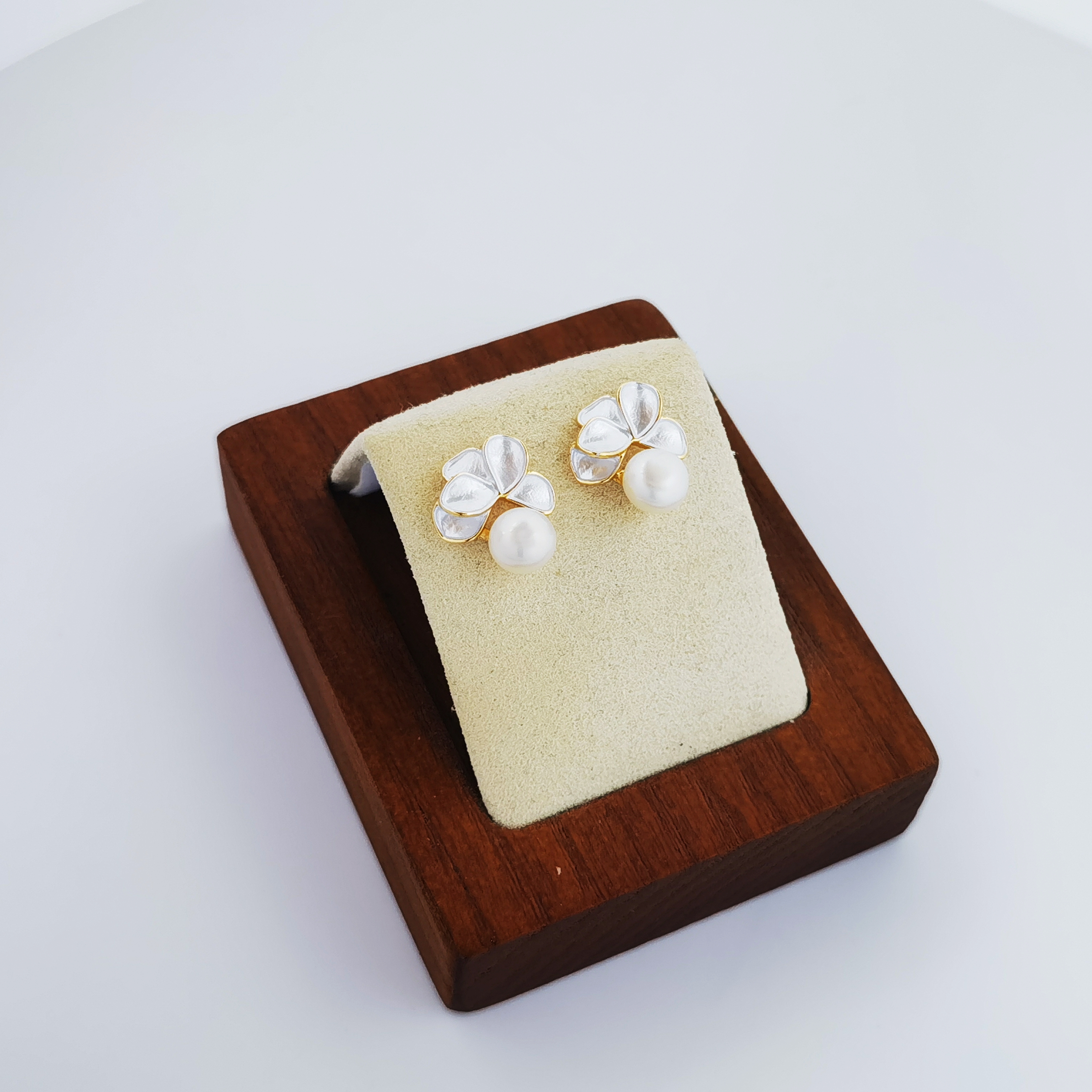 925银针 淡水珍珠耳钉 百合花 1012