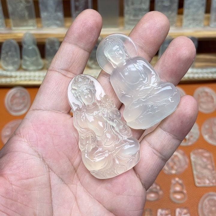 F***8蛇纹石玉未镶嵌颈饰