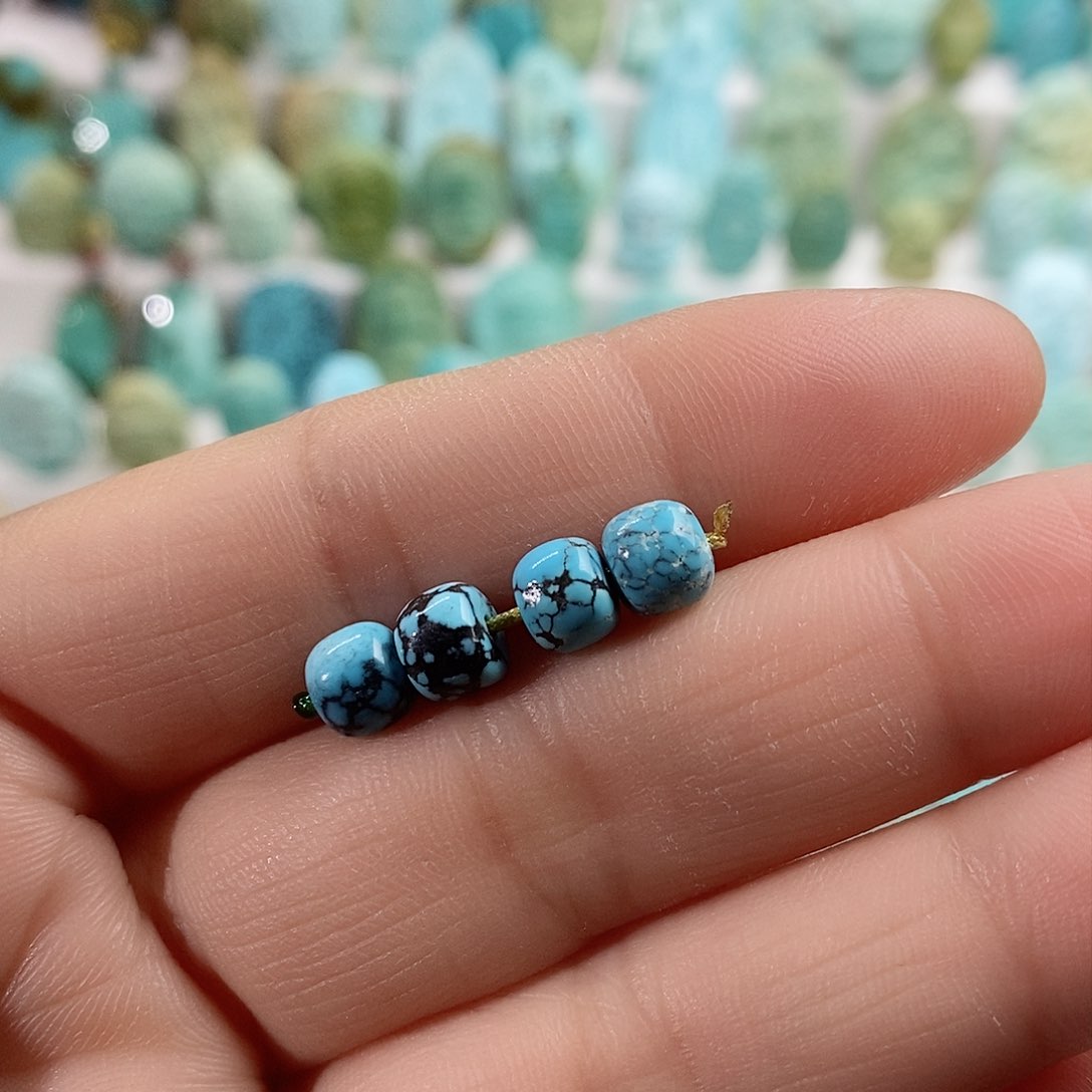 绿松石绿松石未镶嵌