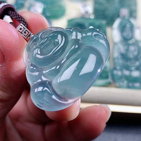 【闪购商品】翡翠颈饰18K金镶嵌天然翡翠