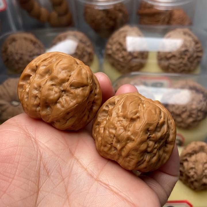 文玩核桃把件张*德蛤蟆