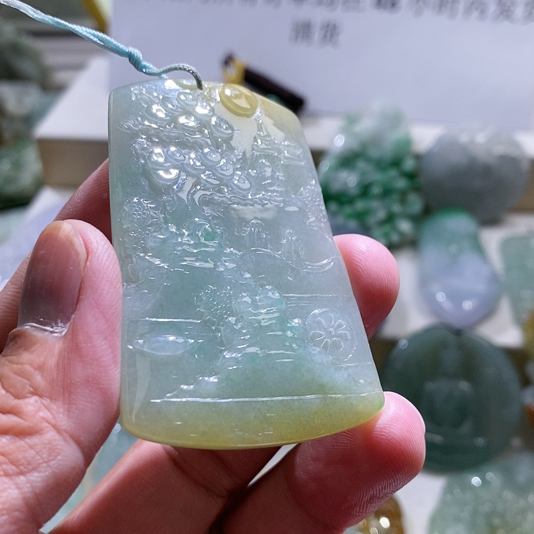 【闪购商品】翡翠颈饰未镶嵌1111111111111