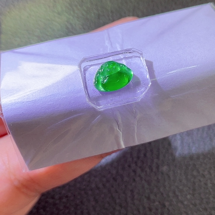 定制翡翠未镶嵌翡翠