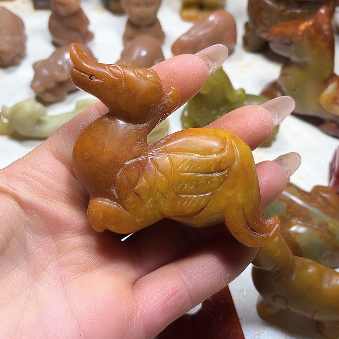 白玉菩提吊坠白玉菩提吊坠