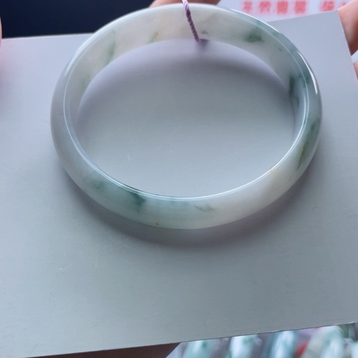 翡翠未镶嵌手镯56
