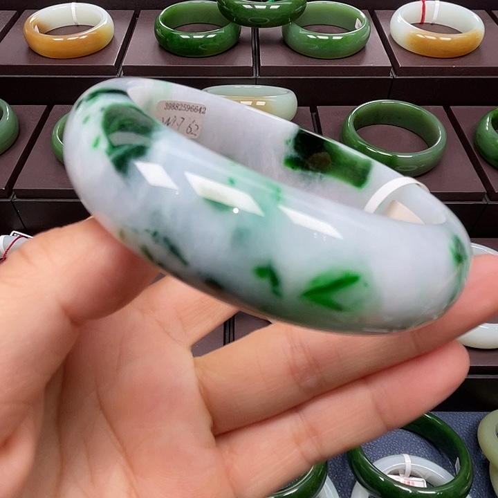 翡翠未镶嵌手镯翡翠手镯63口径