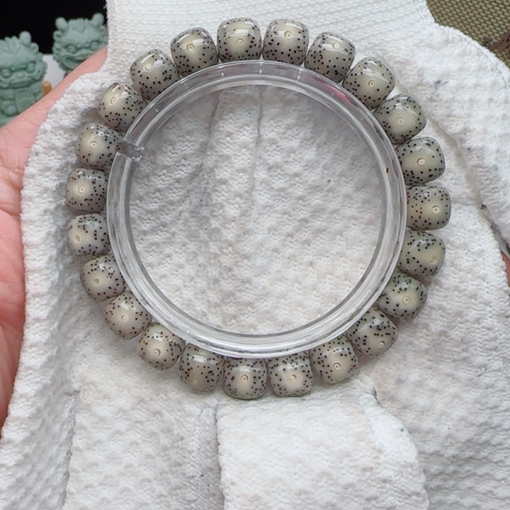 星月菩提手串灰皮果冻大眼睛针尖星10*9