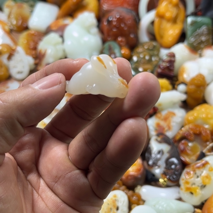 和田玉吊坠(不含链)未镶嵌