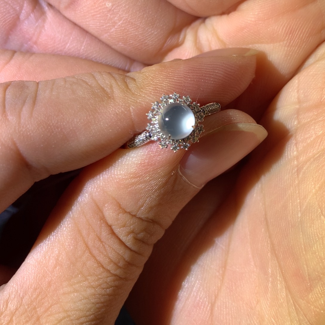 翡翠18K金镶嵌戒指翡翠