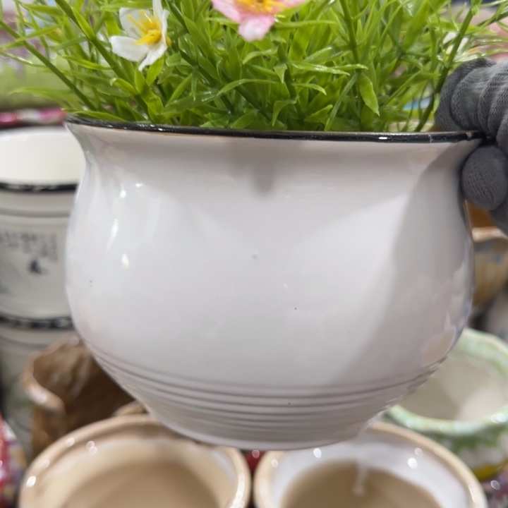 凑9块包邮，有孔，陶瓷花盆