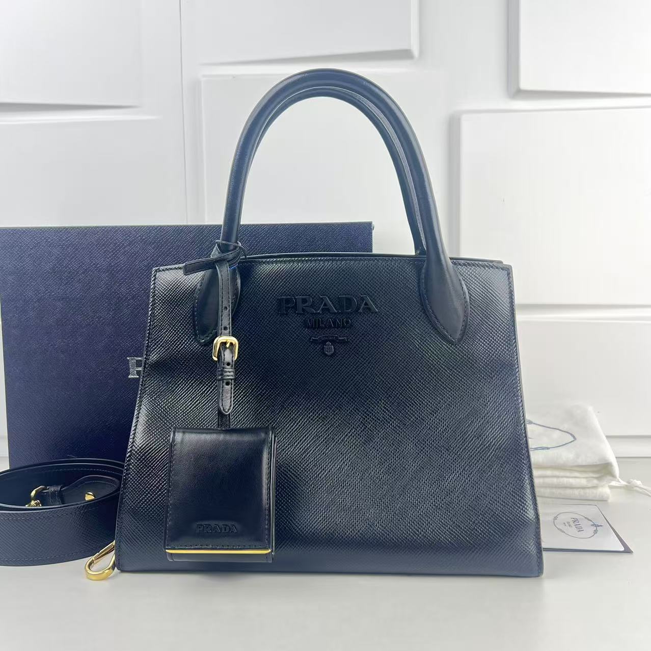 95新 Prada/普拉达 玺越奢品 Prada手提包 CPFP1761