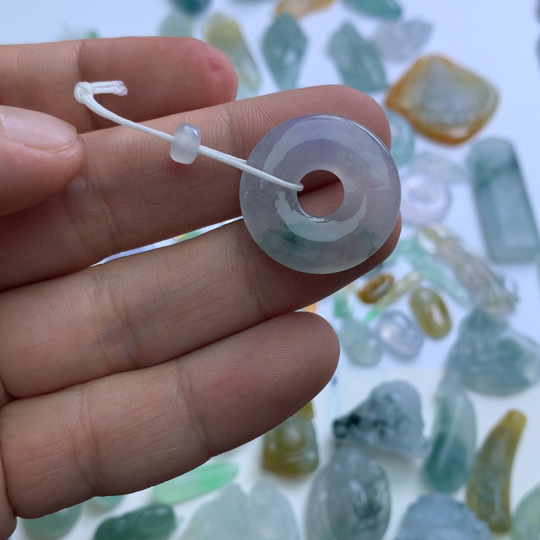 翡翠颈饰未镶嵌?*海天然翡翠A货