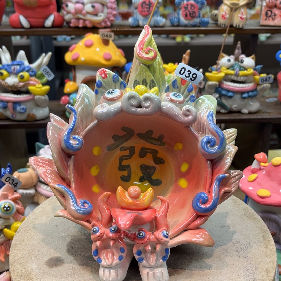 陶瓷纯手工抽象陶瓷摆件039