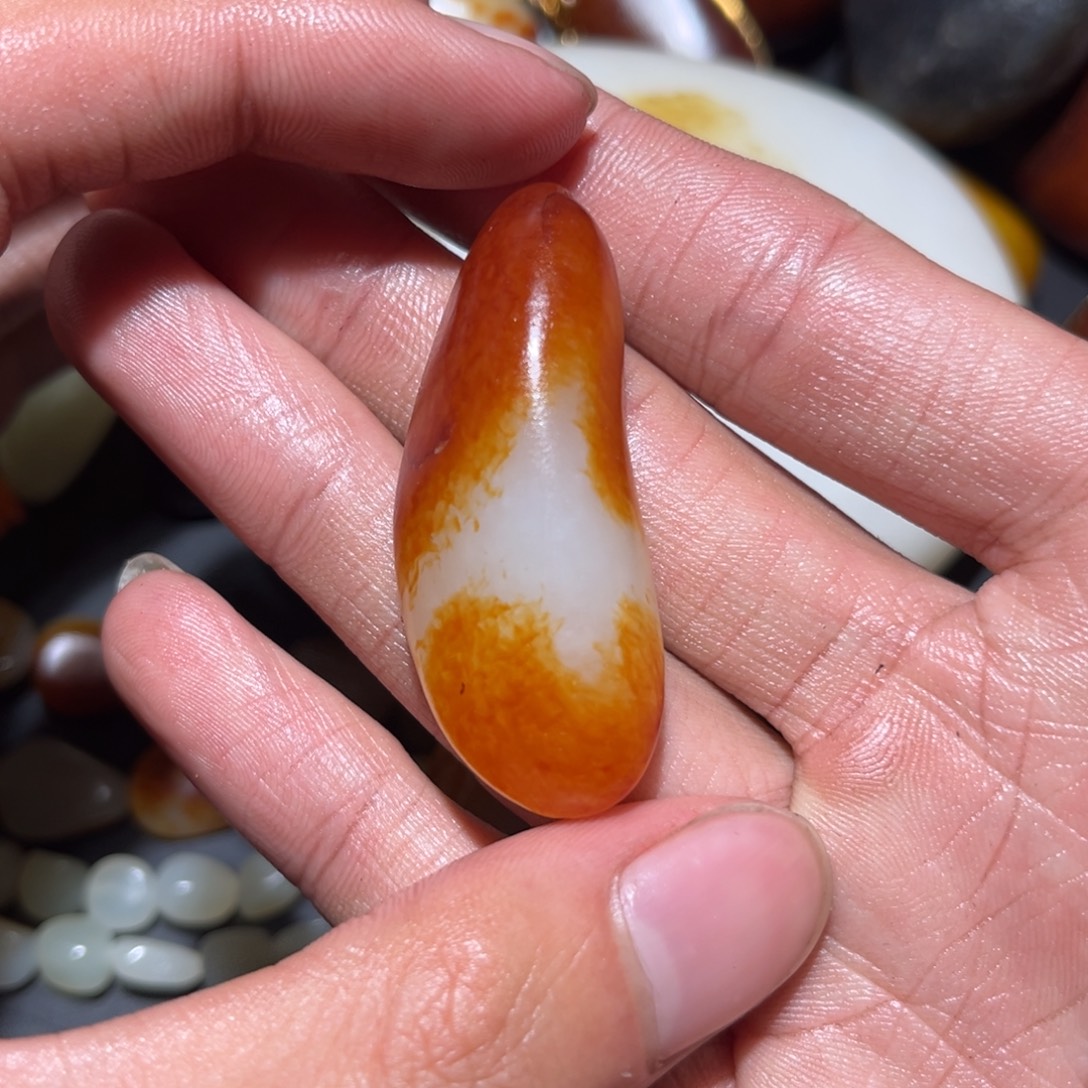 和田玉未镶嵌珠宝奇石