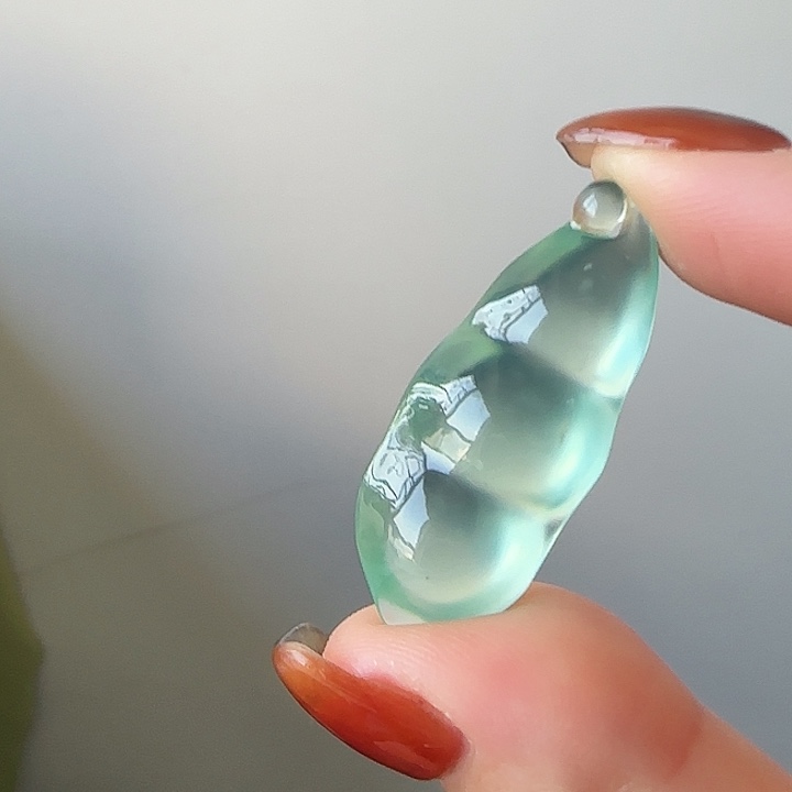 岫玉未镶嵌颈饰岫玉