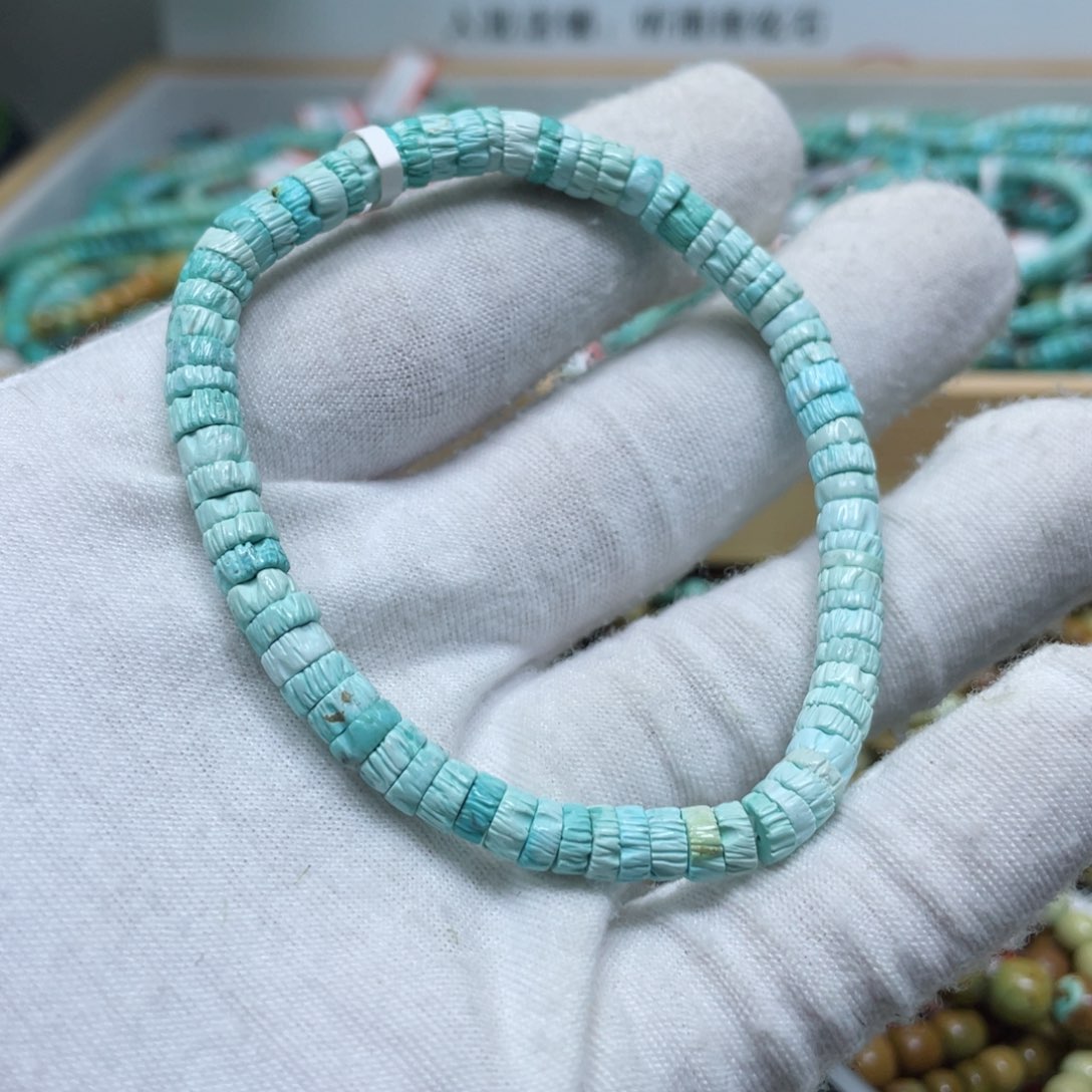 绿松石其他未镶嵌r*f