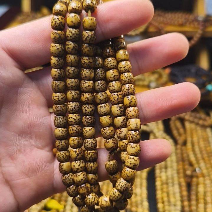 廊***民星月菩提吊坠吞吞吐吐