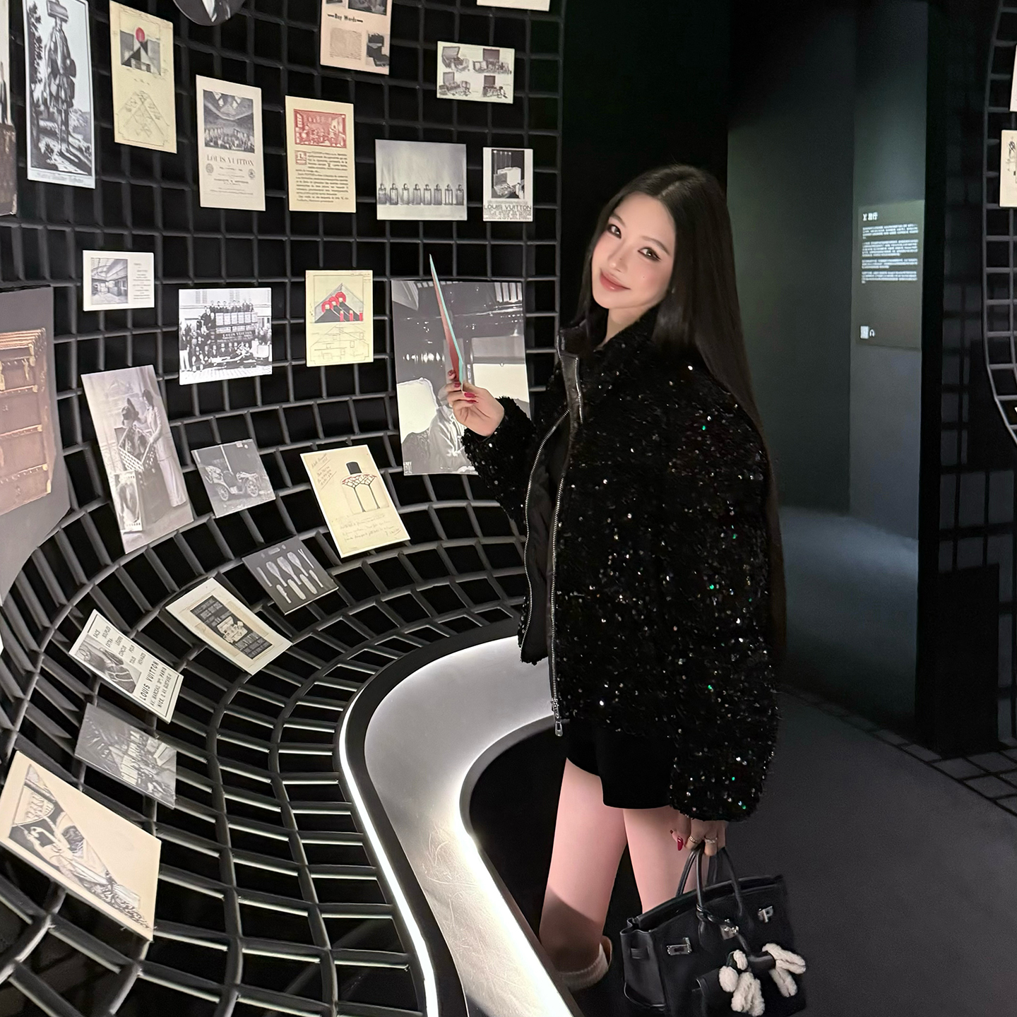 Fbblimit【雪夜繁星】90白鸭绒亮片丝绒羽绒服冬季保暖外套D253882U