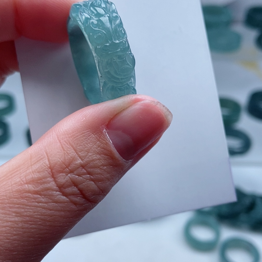 翡翠戒指未镶嵌.*0翡翠