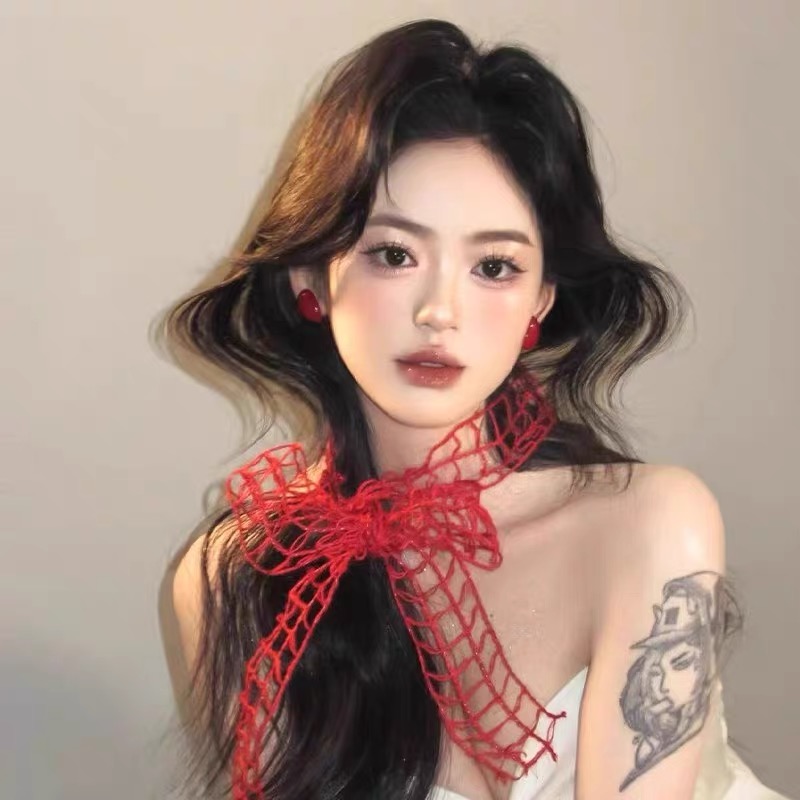 红色编织格子小众系带围脖高级设计感新娘造型气质结婚跟妆配饰品