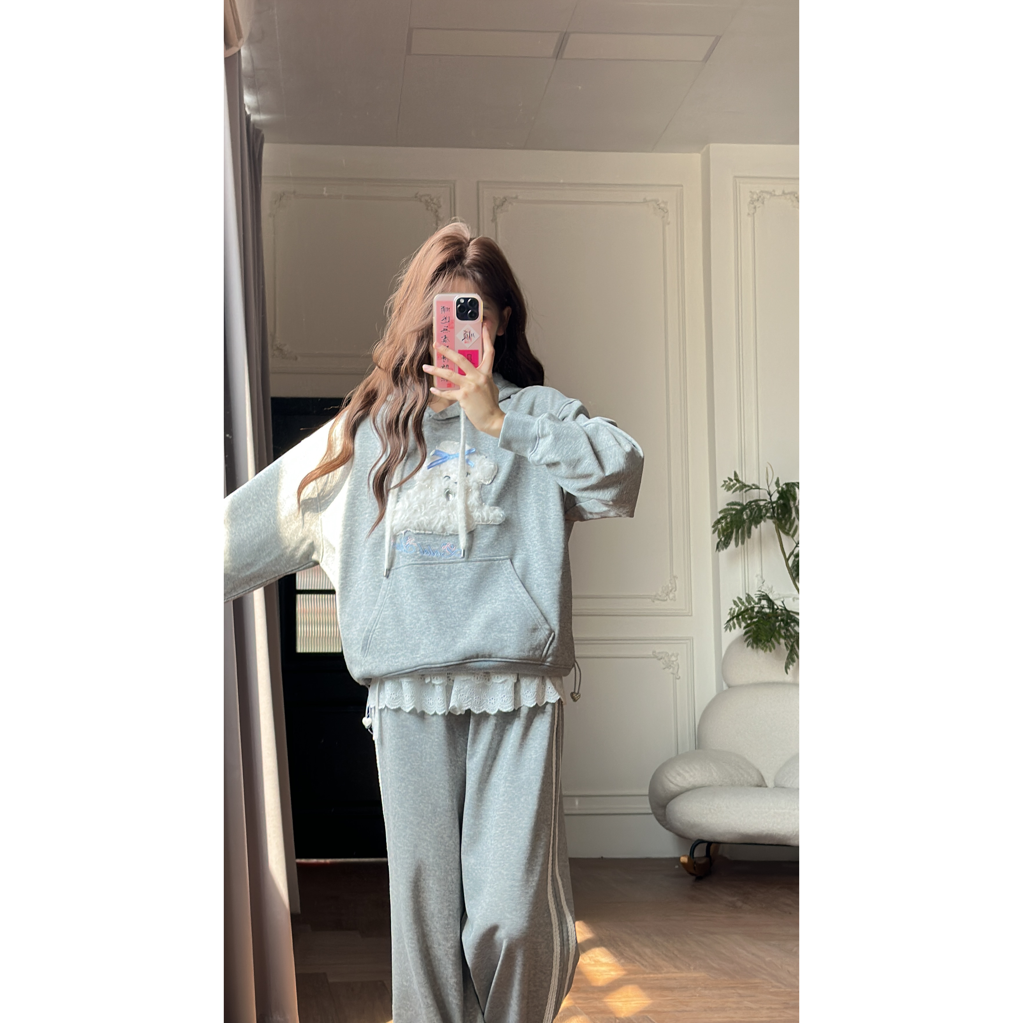 小小仟 毛绒绒狗狗连帽卫衣爆款宽松连帽卫衣女蕾丝长裤