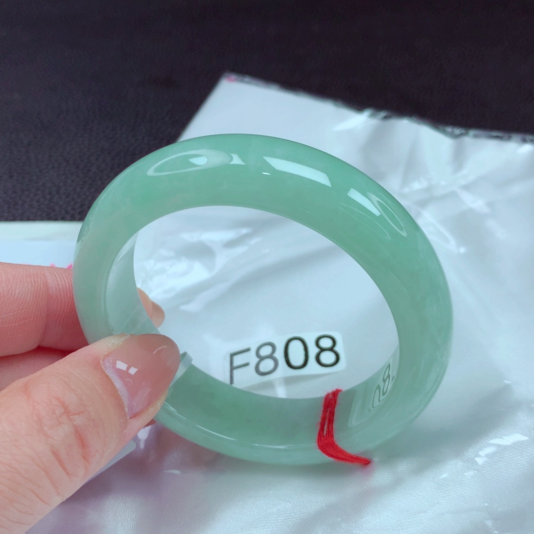 翡翠手镯未镶嵌手镯88