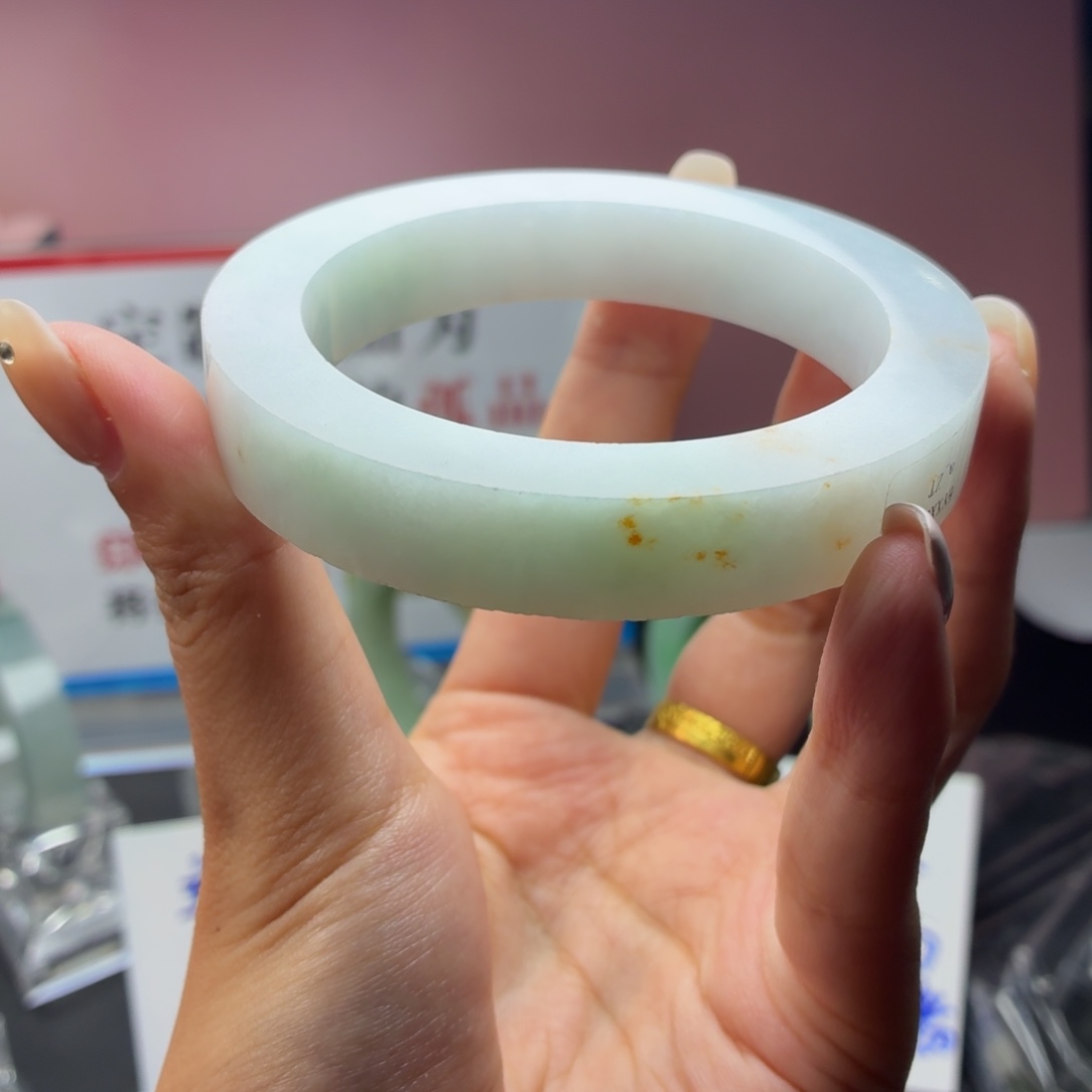 安***心定制翡翠未镶嵌手镯