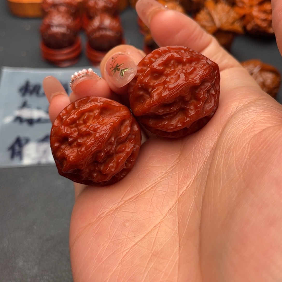 —***诺文玩核桃把件玄珠八棱