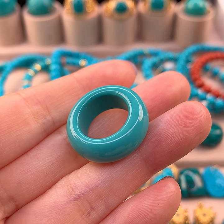 绿松石配饰未镶嵌