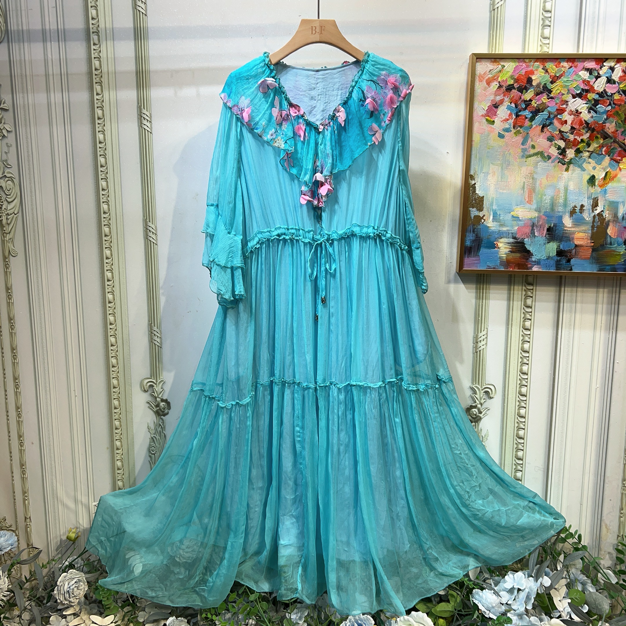 拜占庭的森林蓝色轻奢蝴蝶飘花显瘦纯色宽松显瘦时尚桑蚕丝连衣裙