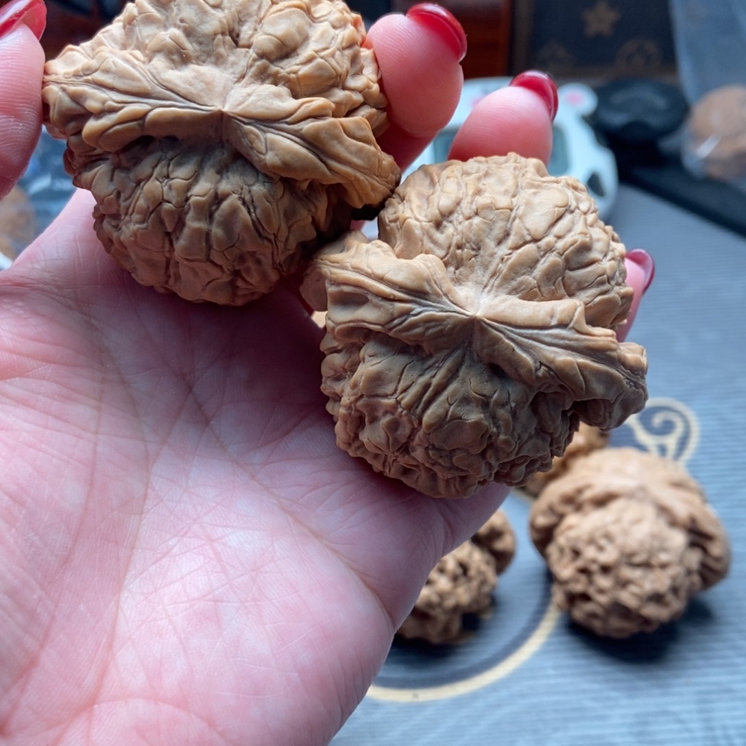 何***念文玩核桃吊坠核桃