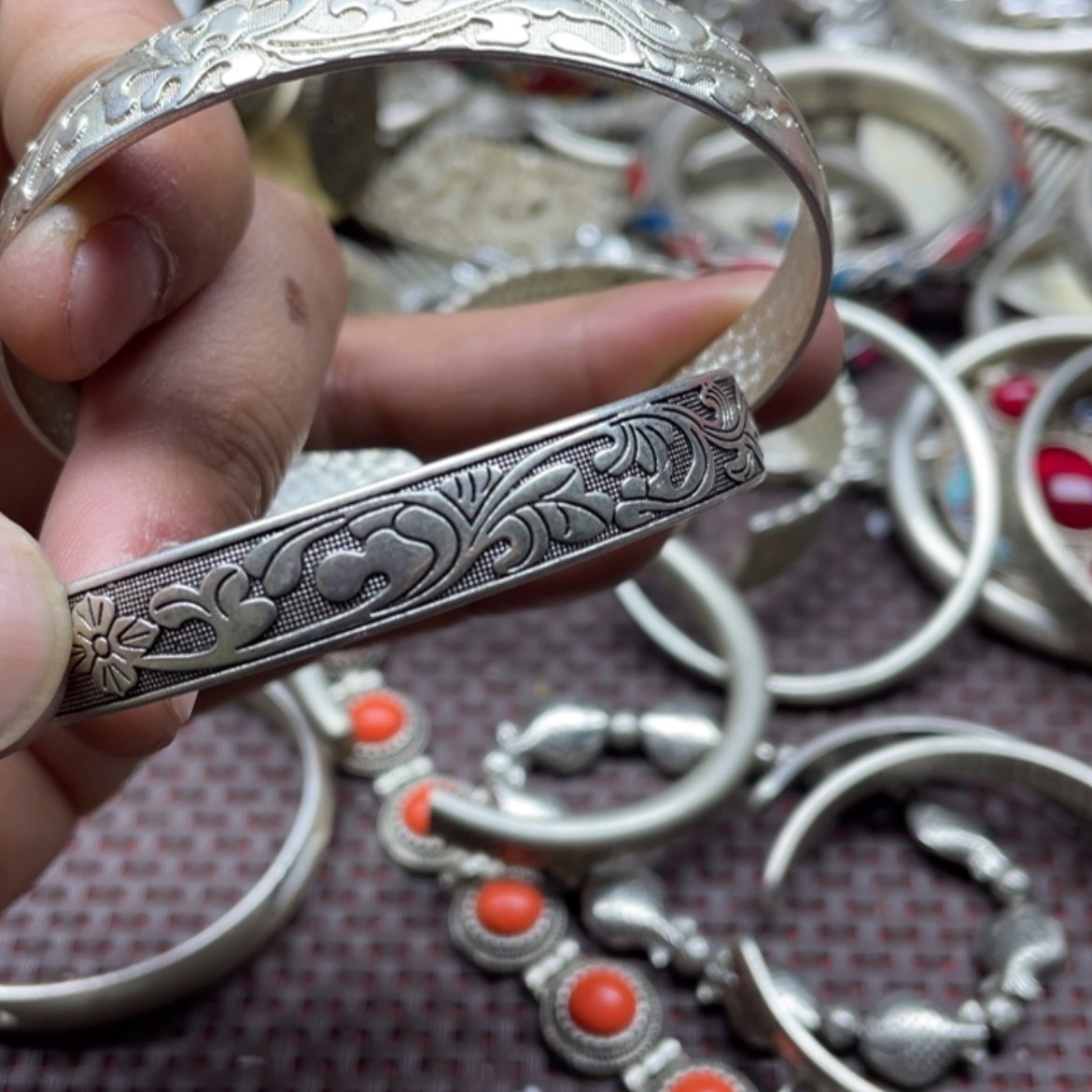 【闪购商品】银无老银、手镯