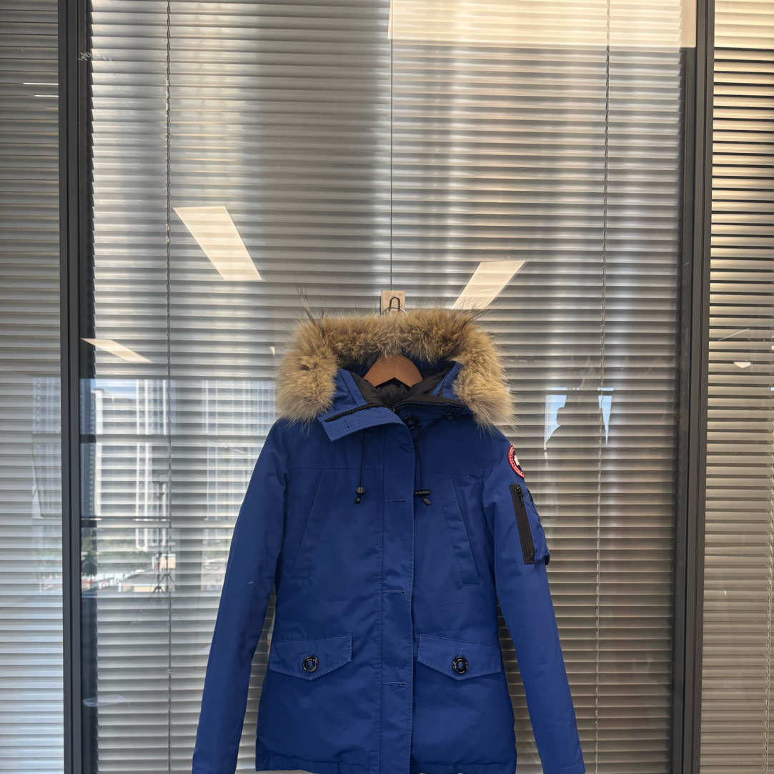 99新 CANADA GOOSE 羽绒服蓝色扣饰连帽女士羽绒服99新xs#zz6596