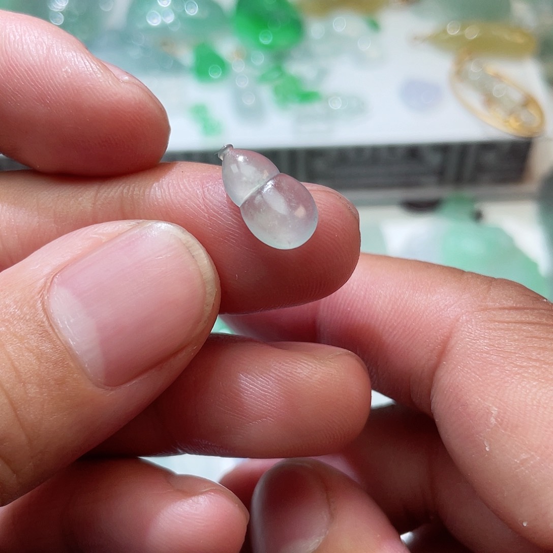 定制翡翠未镶嵌天然翡翠A货