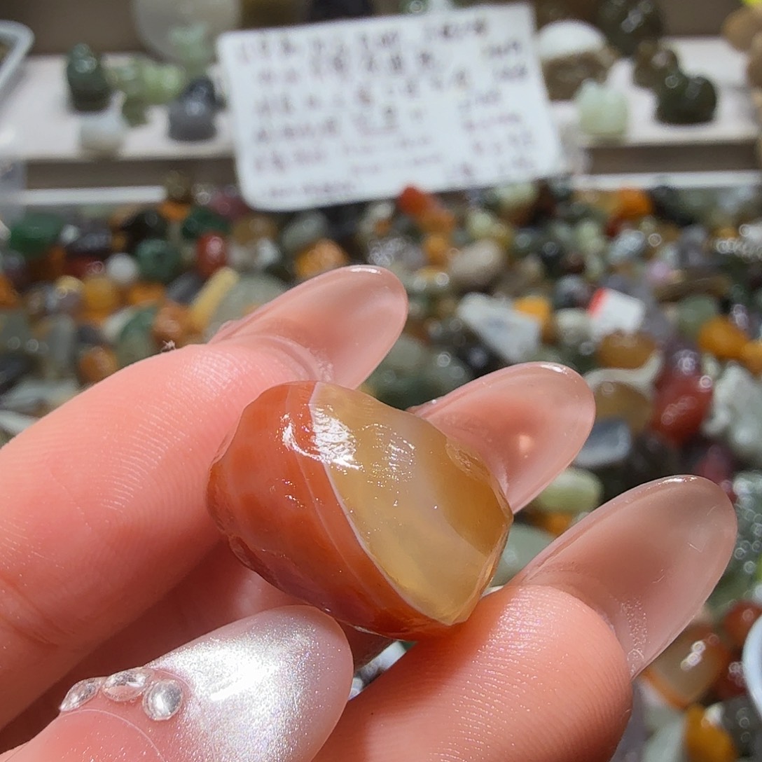 和田玉未镶嵌珠宝奇石