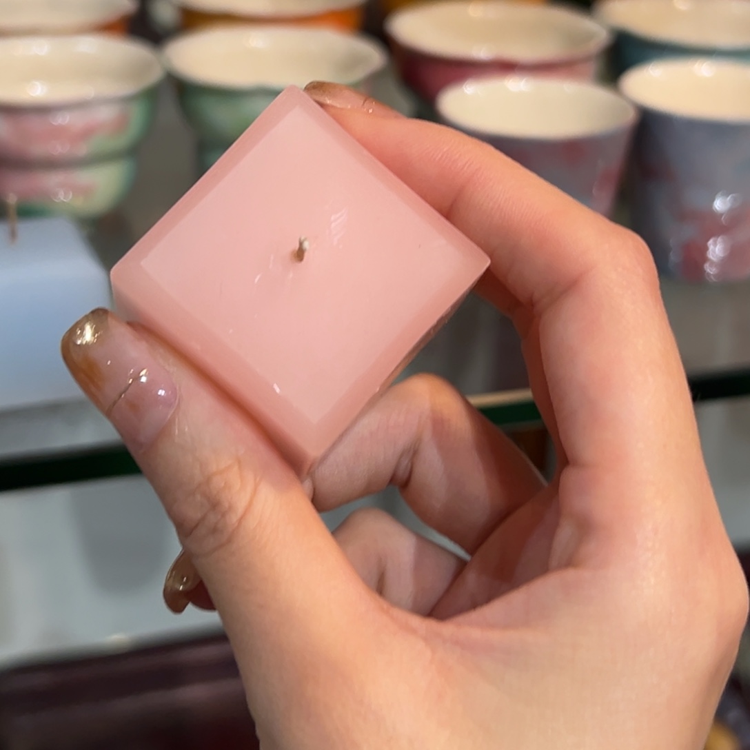 陶瓷。        陶瓷。      