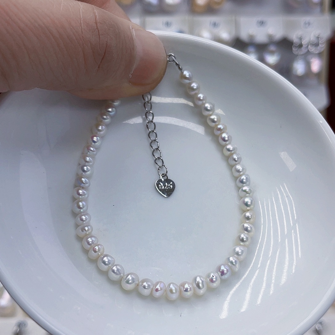 淡水珍珠颈饰未镶嵌