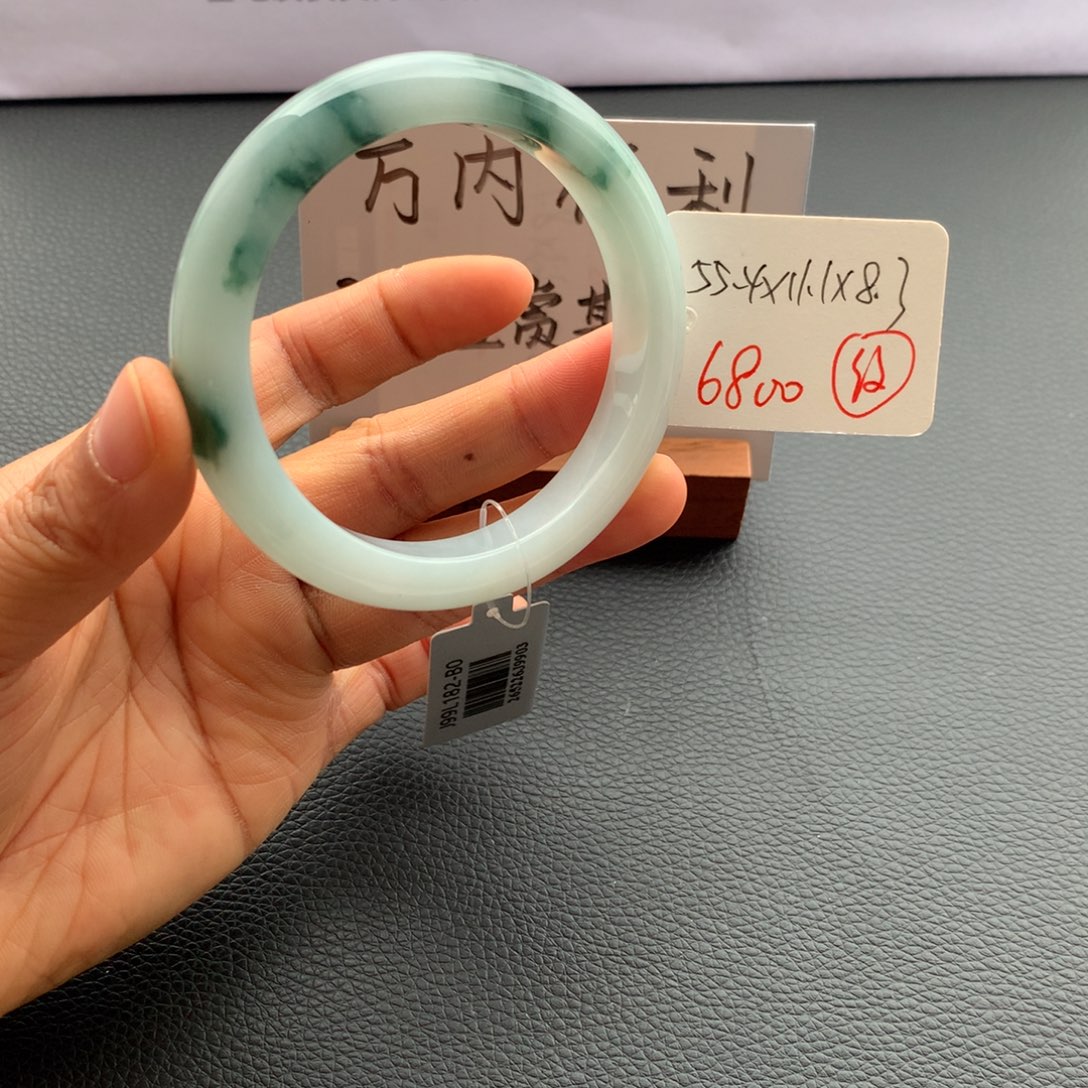 翡翠未镶嵌手镯翡翠手镯