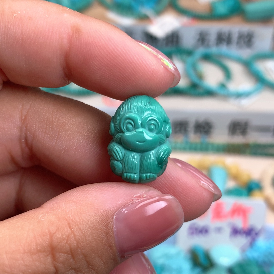 绿松石未镶嵌雕刻
