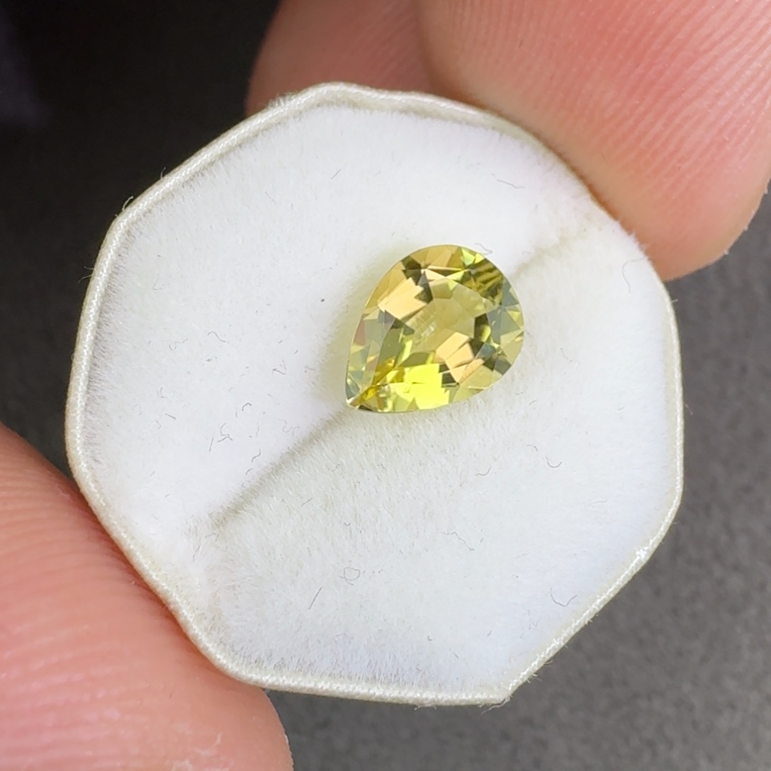 碧玺珠宝奇石未镶嵌1.02ct
